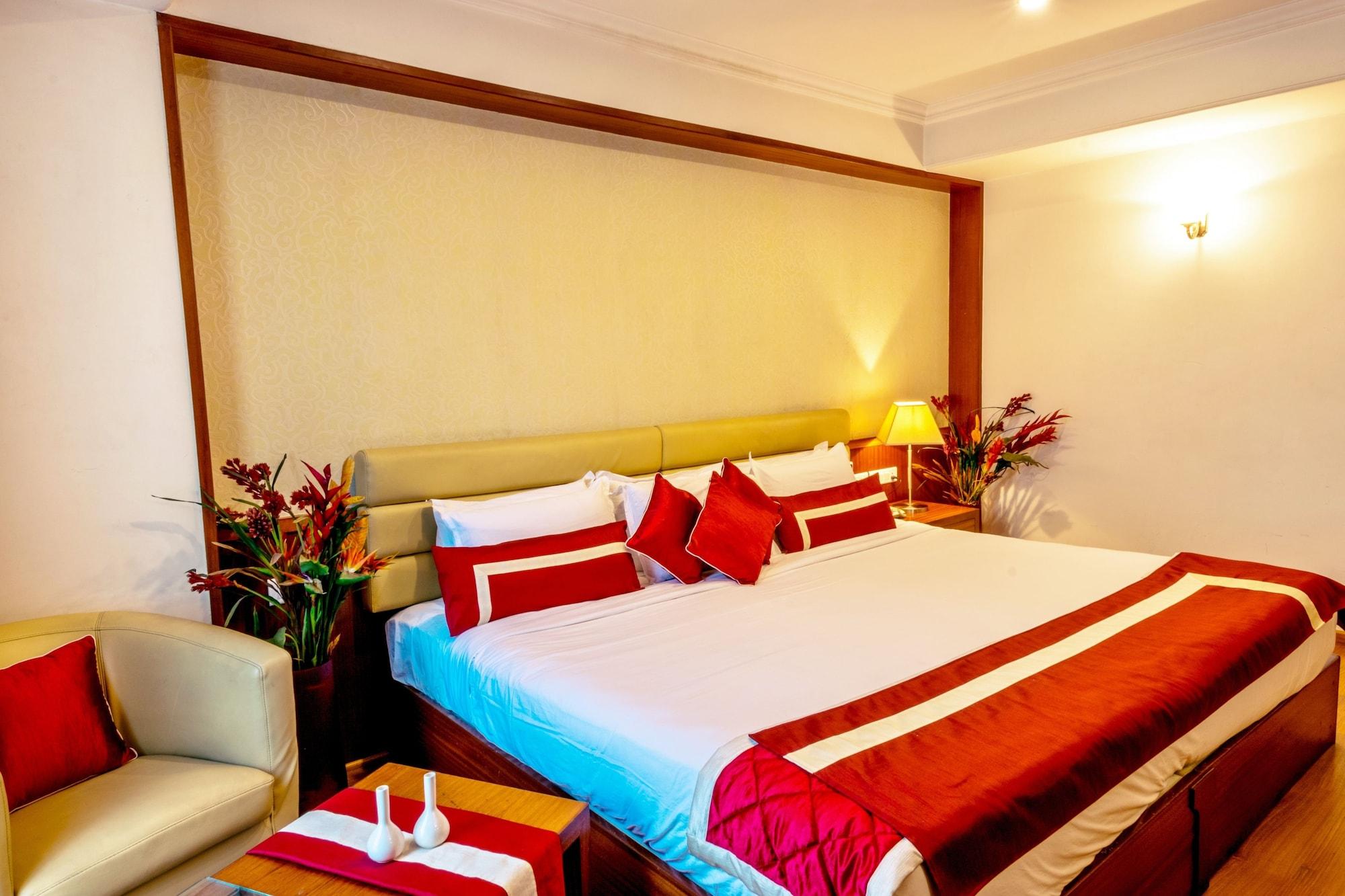Octave Suites - Residency Rd Bangalore Extérieur photo