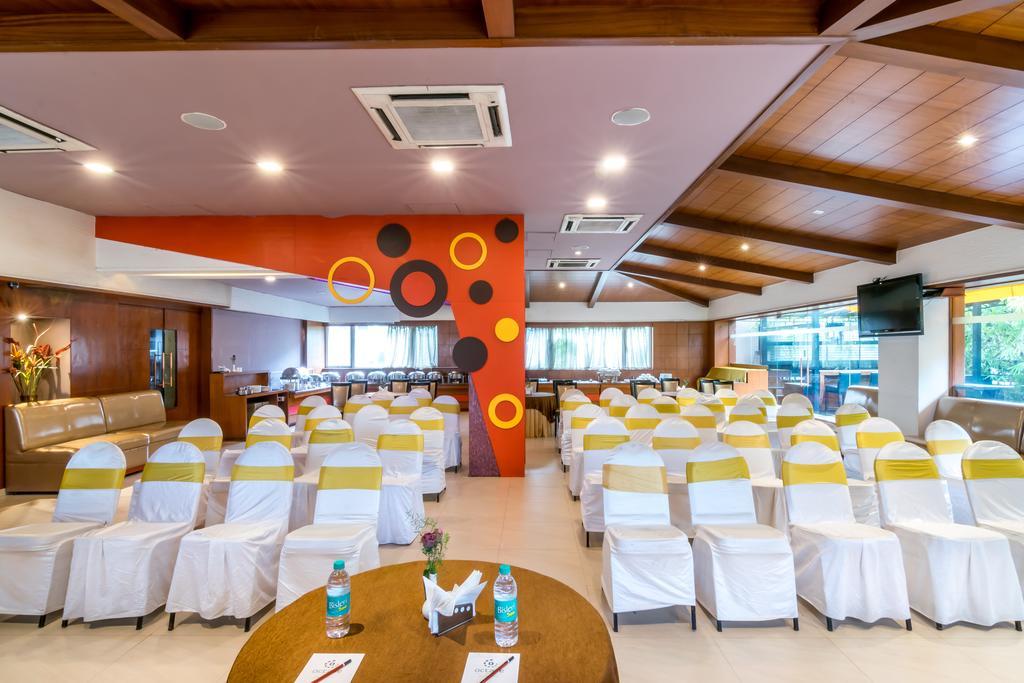 Octave Suites - Residency Rd Bangalore Extérieur photo